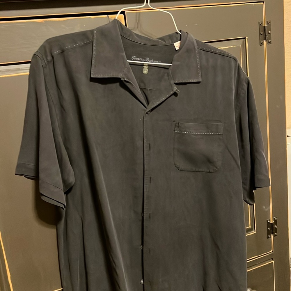 Tommy Bahama hundred percent silk collared shirt